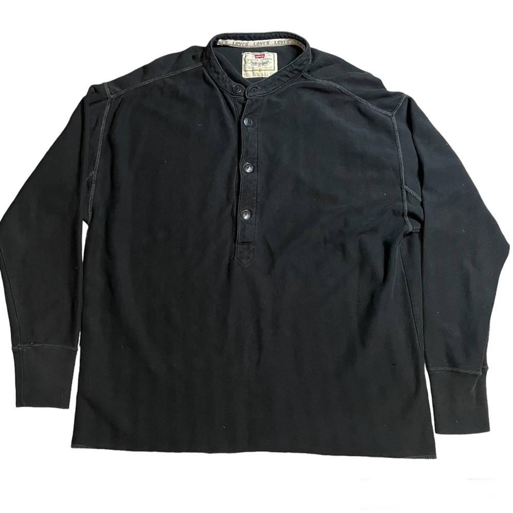 Levi’s Henley four Button Long Sleeve Men’s Large